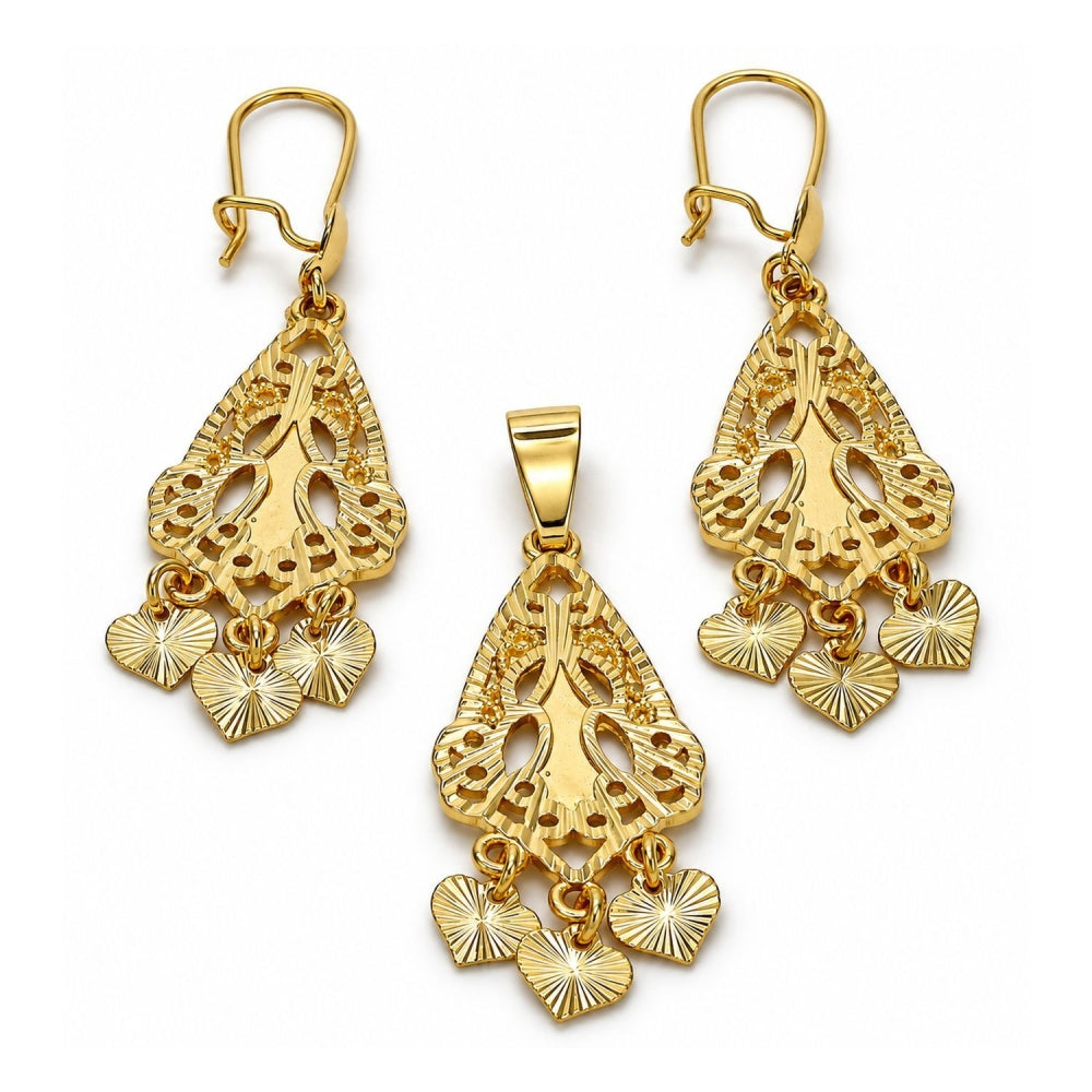 Oro Laminado Earring and Pendant Adult Set, Gold Filled Style Heart Design, Diamond Cutting Finish, Golden Finish