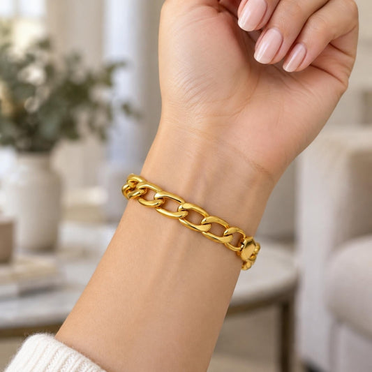 Stainless Steel Basic Bracelet, Figaro Design, Polished, Golden Finish