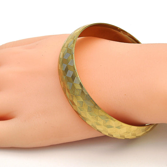 Oro Laminado Individual Bangle, Gold Filled Style Diamond Cutting Finish, Golden Finish