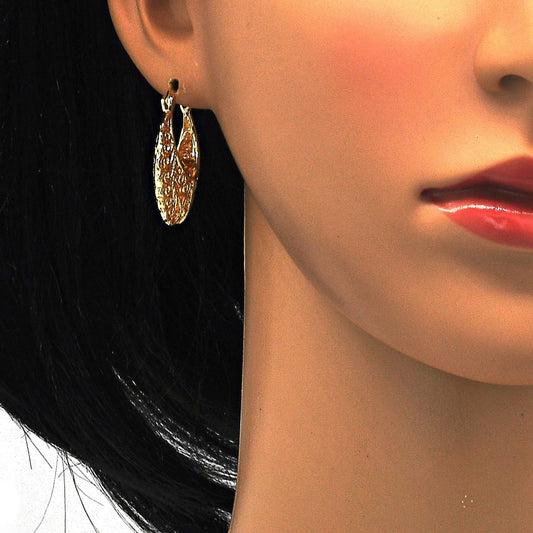 Oro Laminado Medium Hoop, Gold Filled Style Polished, Golden Finish