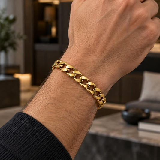 Stainless Steel Basic Bracelet, Figaro Design, Polished, Golden Finish