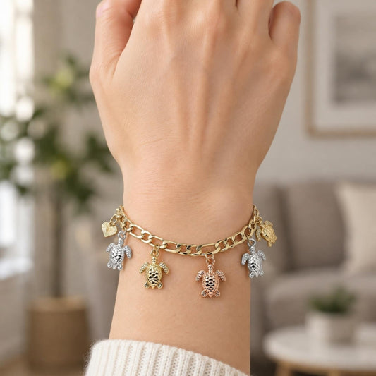 Oro Laminado Charm Bracelet, Gold Filled Style Turtle Design, Polished, Tricolor