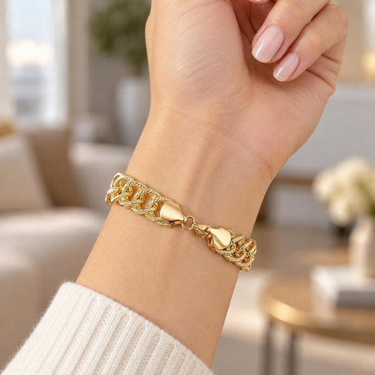 Oro Laminado Basic Bracelet, Gold Filled Style Diamond Cutting Finish, Golden Finish