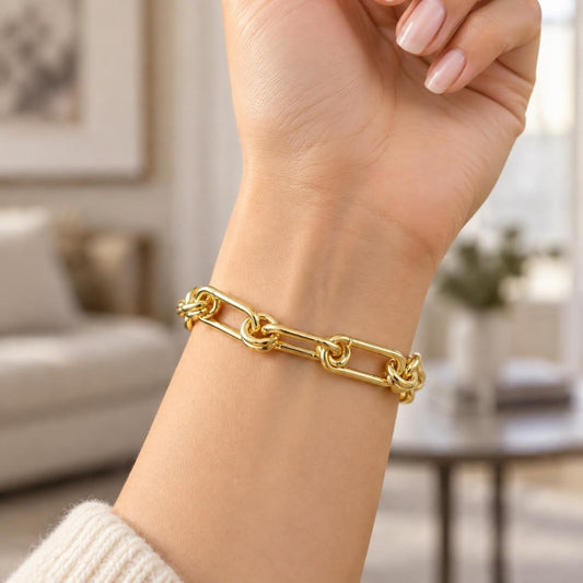Oro Laminado Basic Bracelet, Gold Filled Style Paperclip Design, Polished, Golden Finish