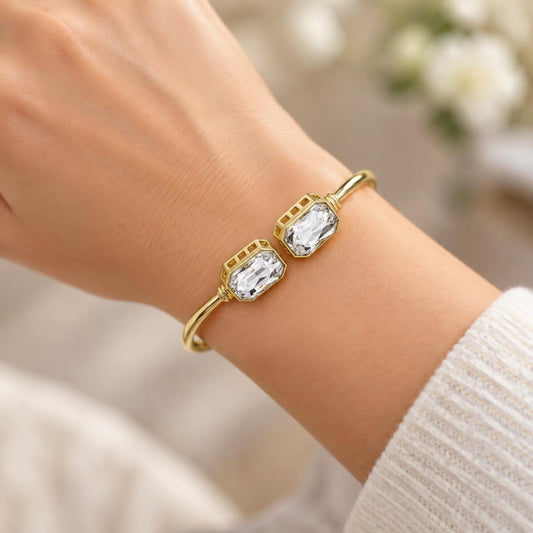 Oro Laminado Individual Bangle, Gold Filled Style with White Crystal, Polished, Golden Finish
