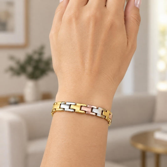 Oro Laminado Solid Bracelet, Gold Filled Style Polished, Tricolor