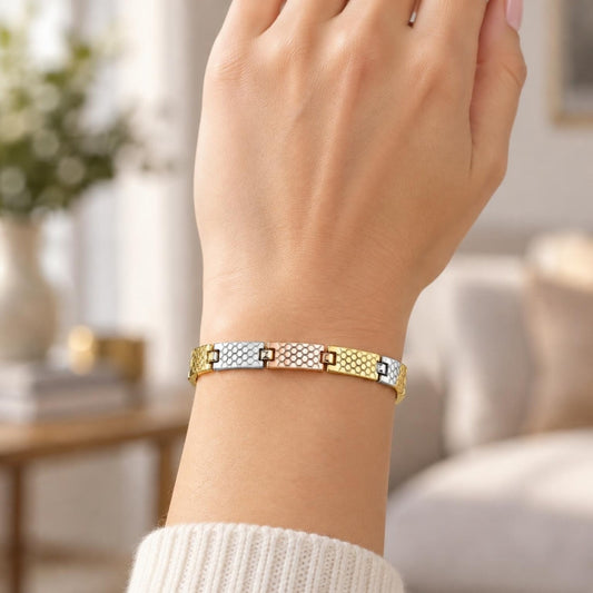 Oro Laminado Solid Bracelet, Gold Filled Style Polished, Tricolor