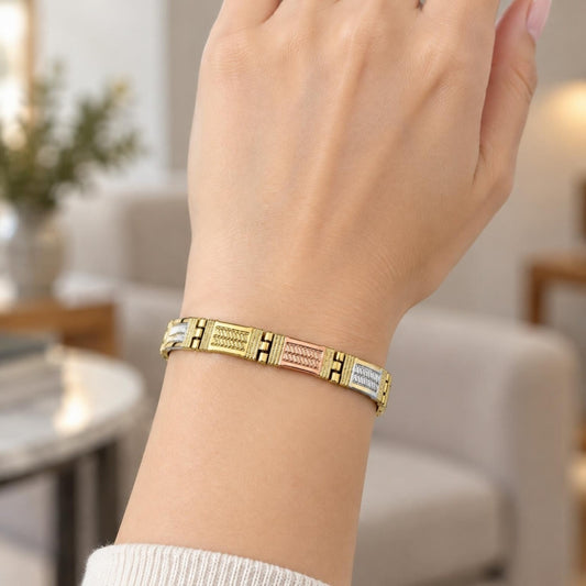 Oro Laminado Solid Bracelet, Gold Filled Style Diamond Cutting Finish, Tricolor