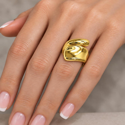 Oro Laminado Elegant Ring, Gold Filled Style Polished, Golden Finish