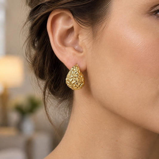 Oro Laminado Huggie Hoop, Gold Filled Style Teardrop Design, Polished, Golden Finish