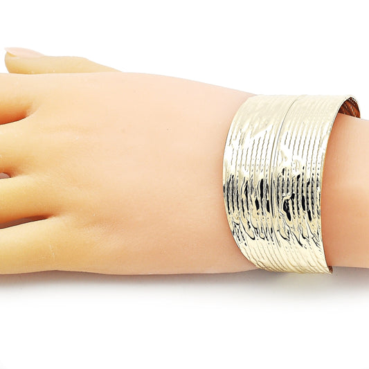 Oro Laminado Individual Bangle, Gold Filled Style Leaf Design, Polished, Golden Finish