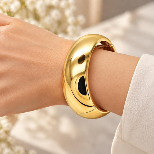 Oro Laminado Individual Bangle, Gold Filled Style Polished, Golden Finish
