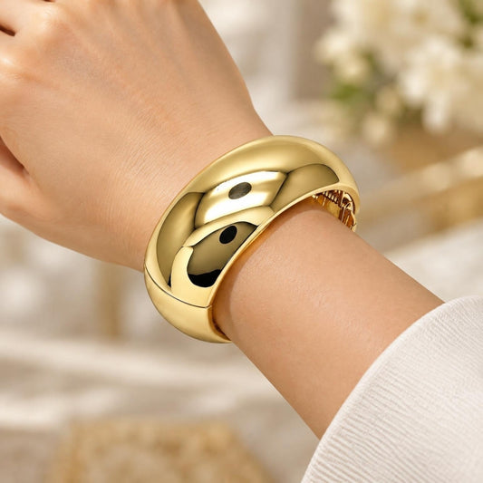 Oro Laminado Individual Bangle, Gold Filled Style Polished, Golden Finish