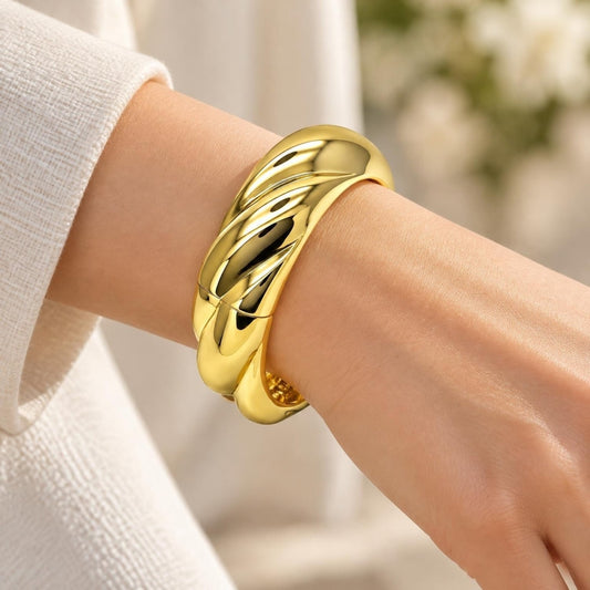 Oro Laminado Individual Bangle, Gold Filled Style Twist Design, Polished, Golden Finish