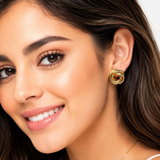 Oro Laminado Stud Earring, Gold Filled Style Love and Twist Design, Polished, Golden Finish
