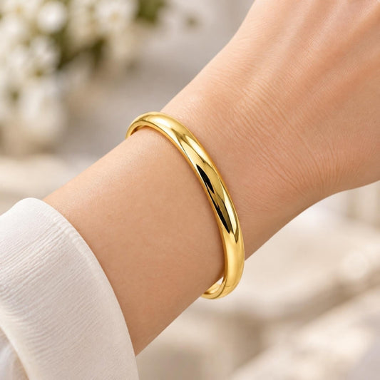 Oro Laminado Individual Bangle, Gold Filled Style Polished, Golden Finish