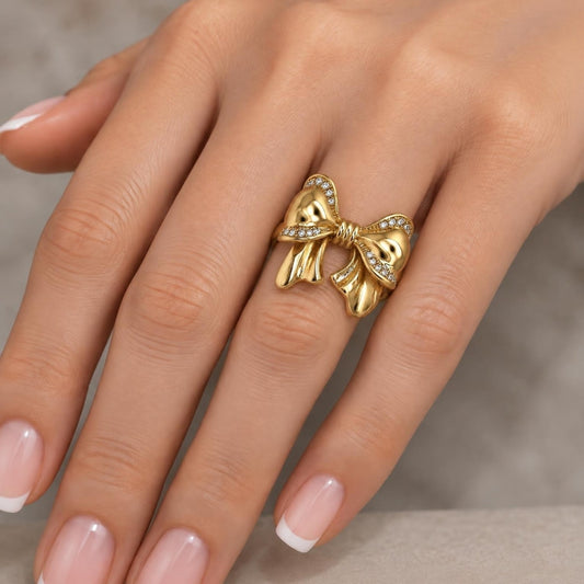 Oro Laminado Multi Stone Ring, Gold Filled Style Bow Design, with White Cubic Zirconia, Polished, Golden Finish
