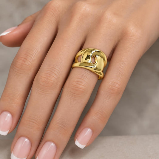 Oro Laminado Elegant Ring, Gold Filled Style Love Knot Design, Polished, Golden Finish