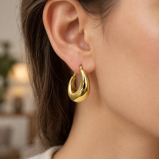 Oro Laminado Huggie Hoop, Gold Filled Style Polished, Golden Finish