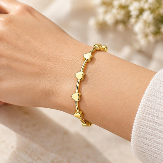 Oro Laminado Individual Bangle, Gold Filled Style Heart Design, Polished, Golden Finish