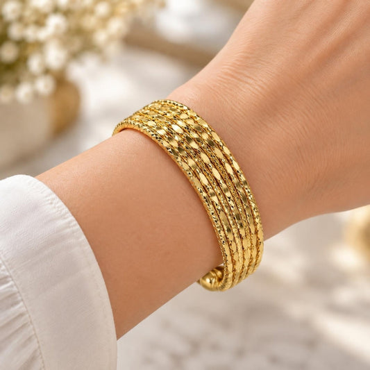 Oro Laminado Individual Bangle, Gold Filled Style Twist Design, Diamond Cutting Finish, Golden Finish