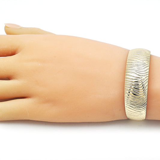 Oro Laminado Individual Bangle, Gold Filled Style Polished, Golden Finish