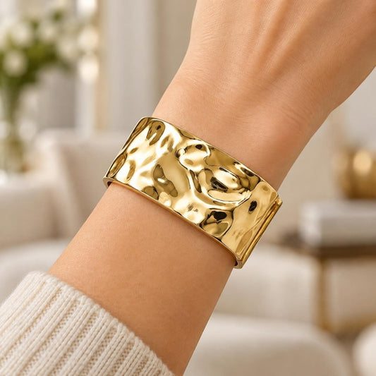 Oro Laminado Individual Bangle, Gold Filled Style Polished, Golden Finish