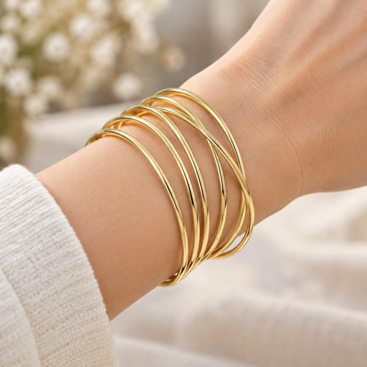 Oro Laminado Semanario Bangle, Gold Filled Style Polished, Golden Finish
