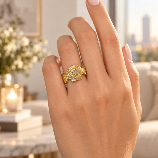 Oro Laminado Elegant Ring, Gold Filled Style Shell Design, Polished, Golden Finish