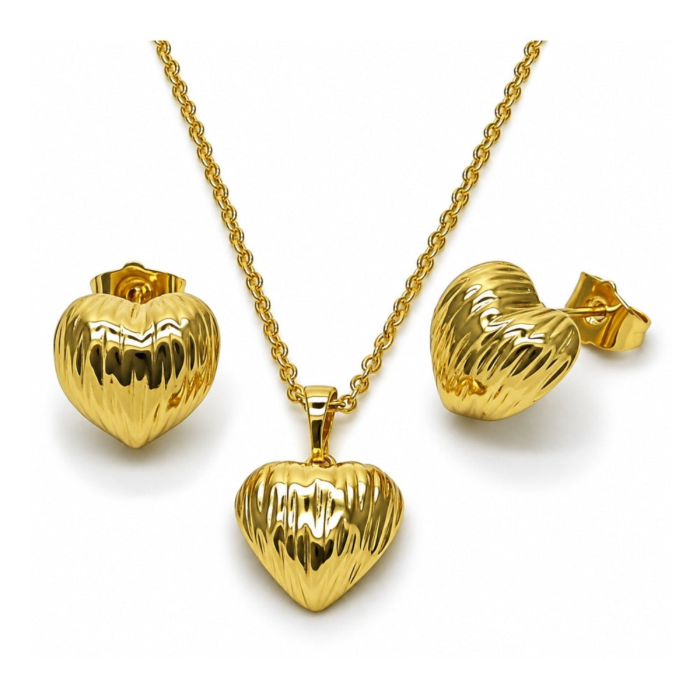 Oro Laminado Earring and Pendant Adult Set, Gold Filled Style Heart Design, Diamond Cutting Finish, Golden Finish