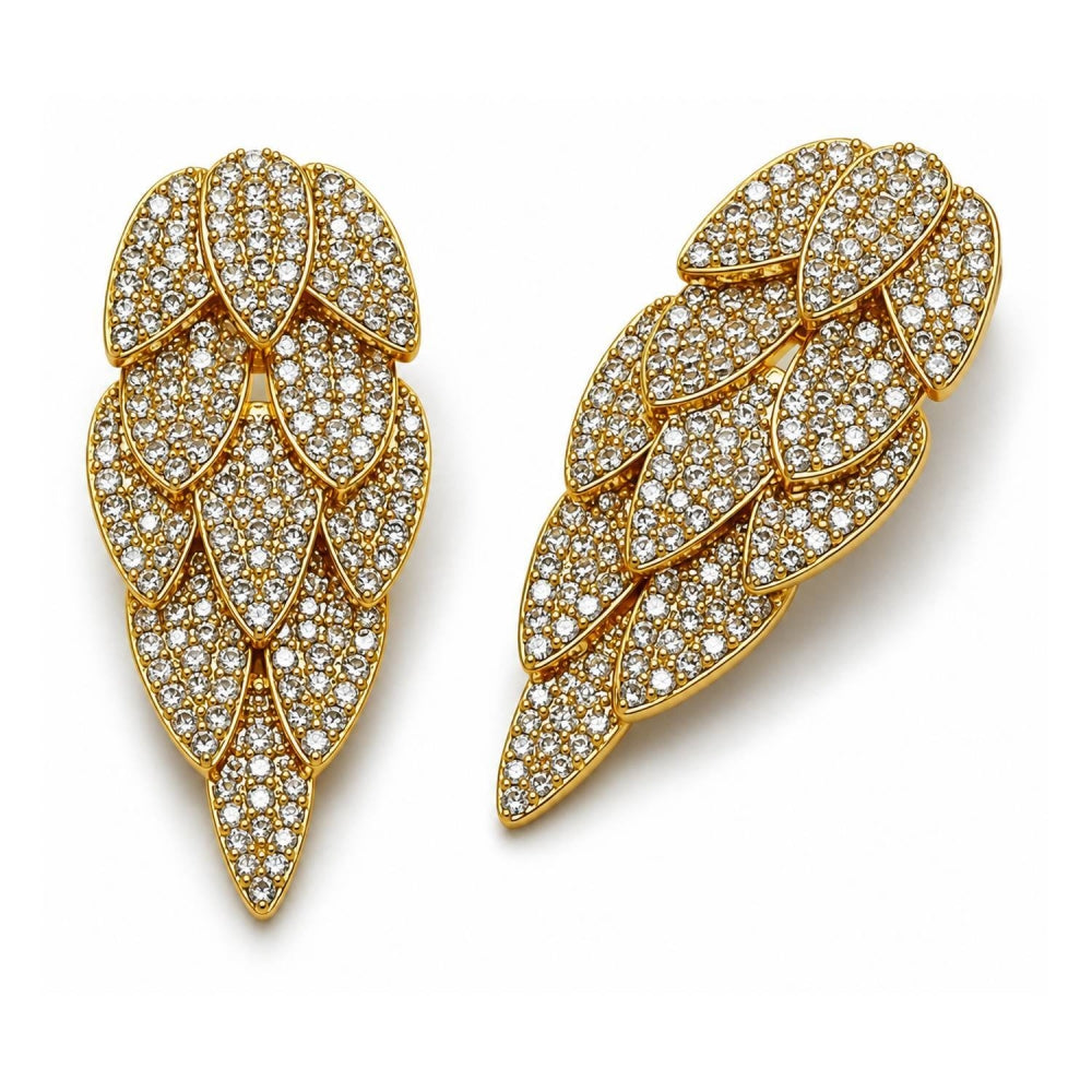 Oro Laminado Chandelier Earring, Gold Filled Style Leaf Design, with White Cubic Zirconia, Polished, Golden Finish