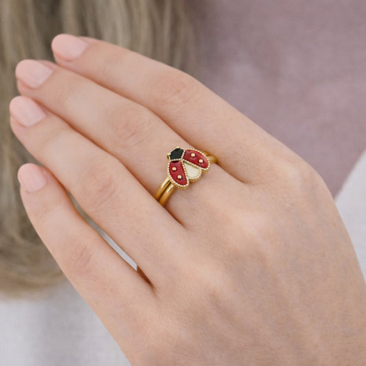 Oro Laminado Elegant Ring, Gold Filled Style Ladybug Design, Red Enamel Finish, Golden Finish