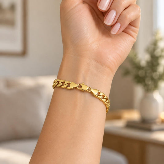 Oro Laminado Basic Bracelet, Gold Filled Style Curb Design, Polished, Golden Finish