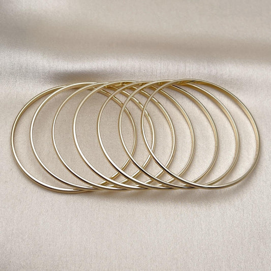 Oro Laminado Semanario Bangle, Gold Filled Style Polished, Golden Finish