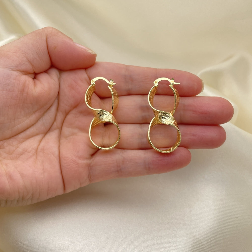 Oro Laminado Small Hoop, Gold Filled Style Twist and Infinite Design, Diamond Cutting Finish, Golden Finish