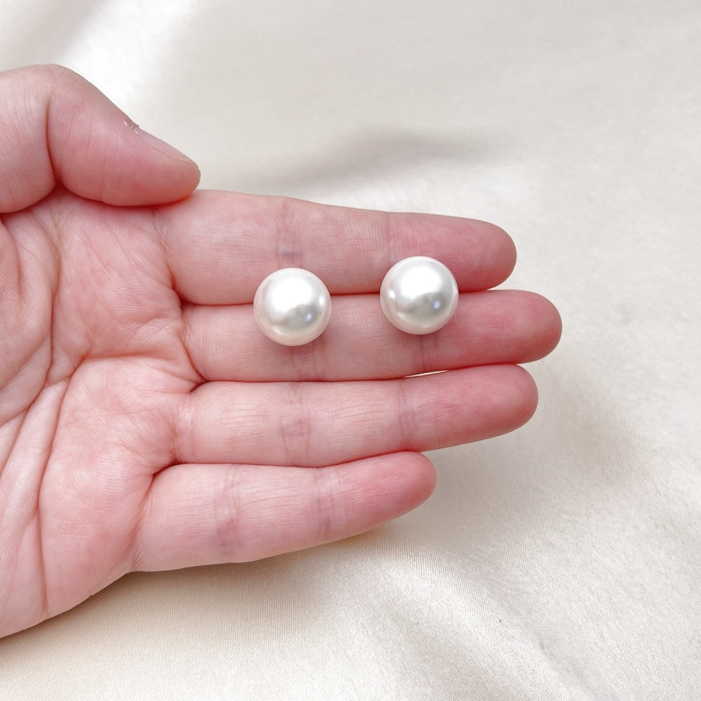 Oro Laminado Stud Earring, Gold Filled Style Ball Design, with Ivory Pearl, Polished, Golden Finish