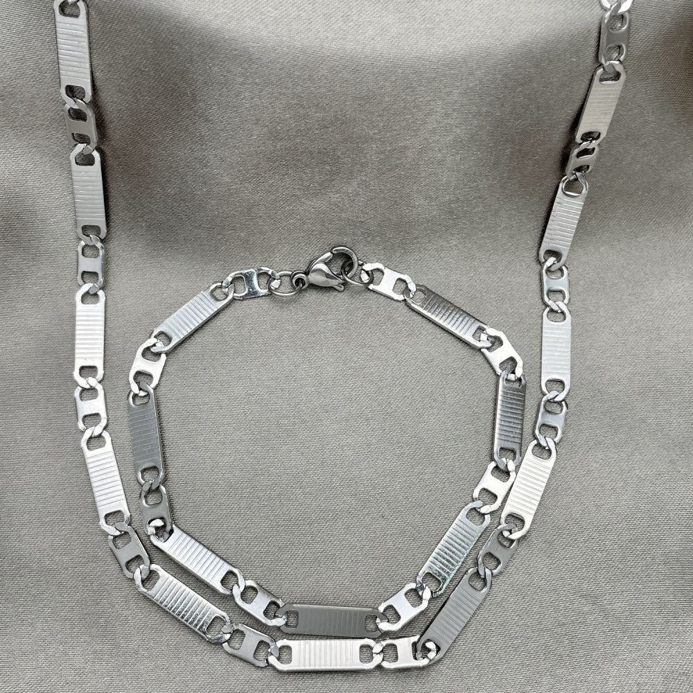 Stainless Steel Necklace and Bracelet, Mariner Design, Diamond Cutting Finish, Steel Finish