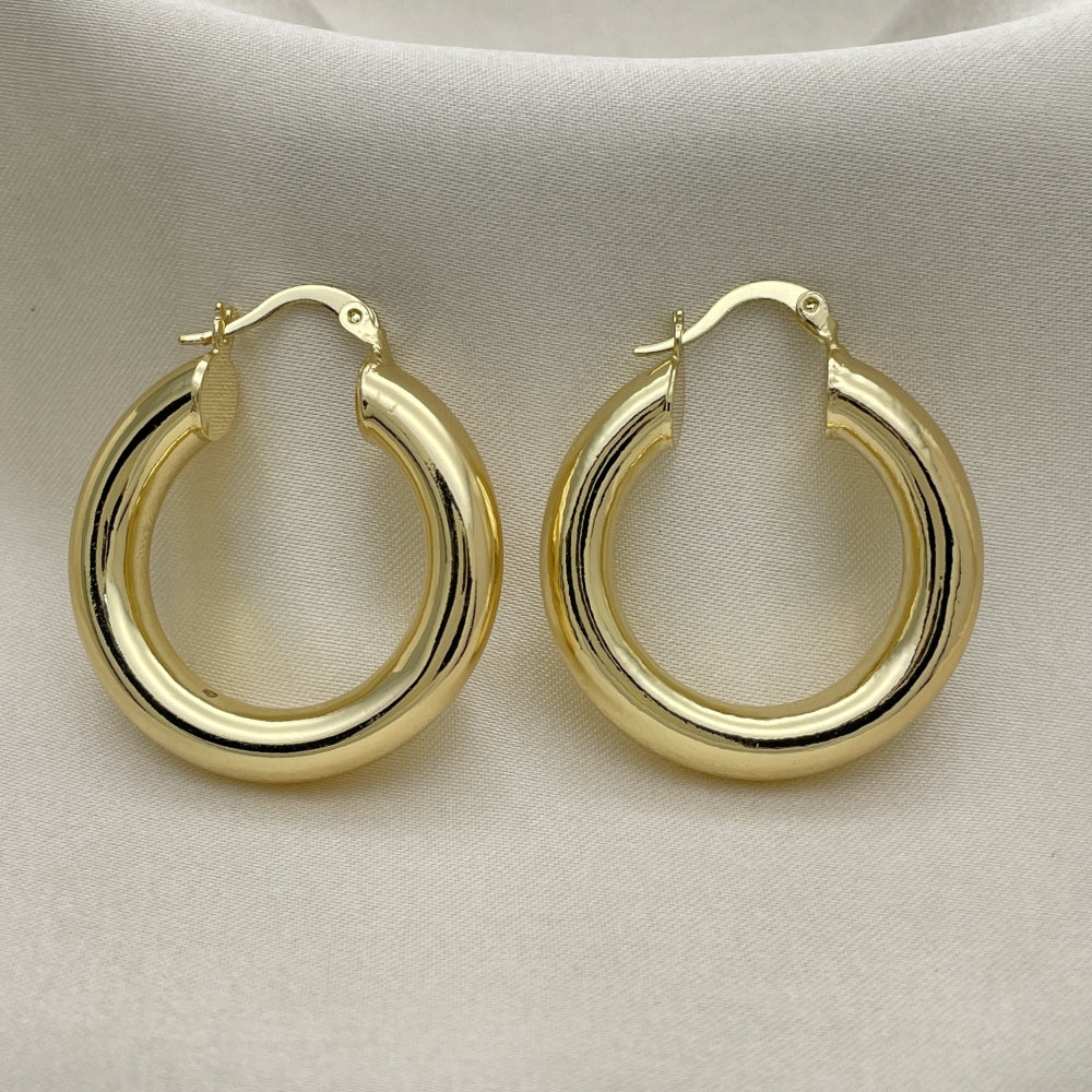 Oro Laminado Medium Hoop, Gold Filled Style Hollow Design, Polished, Golden Finish