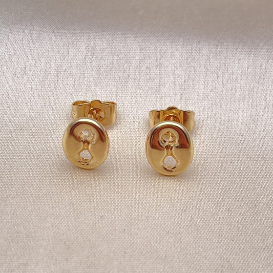Oro Laminado Stud Earring, Gold Filled Style Puff Mariner Design, Polished, Golden Finish