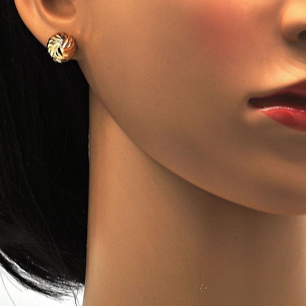 Oro Laminado Stud Earring, Gold Filled Style Diamond Cutting Finish, Golden Finish