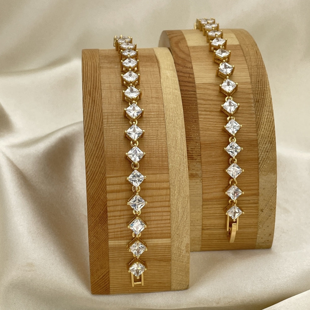 Oro Laminado Tennis Bracelet, Gold Filled Style with White Cubic Zirconia, Polished, Golden Finish