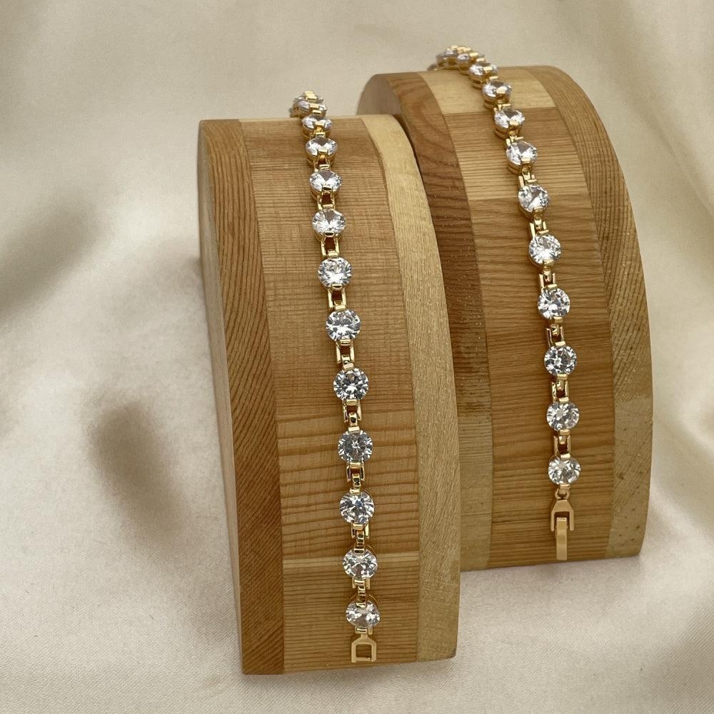Oro Laminado Tennis Bracelet, Gold Filled Style with White Cubic Zirconia, Polished, Golden Finish