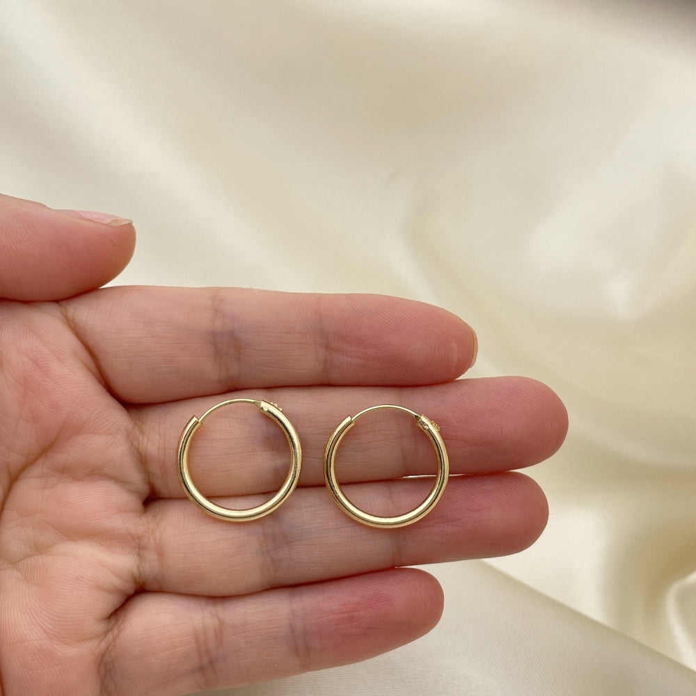 Oro Laminado Small Hoop, Gold Filled Style Polished, Golden Finish