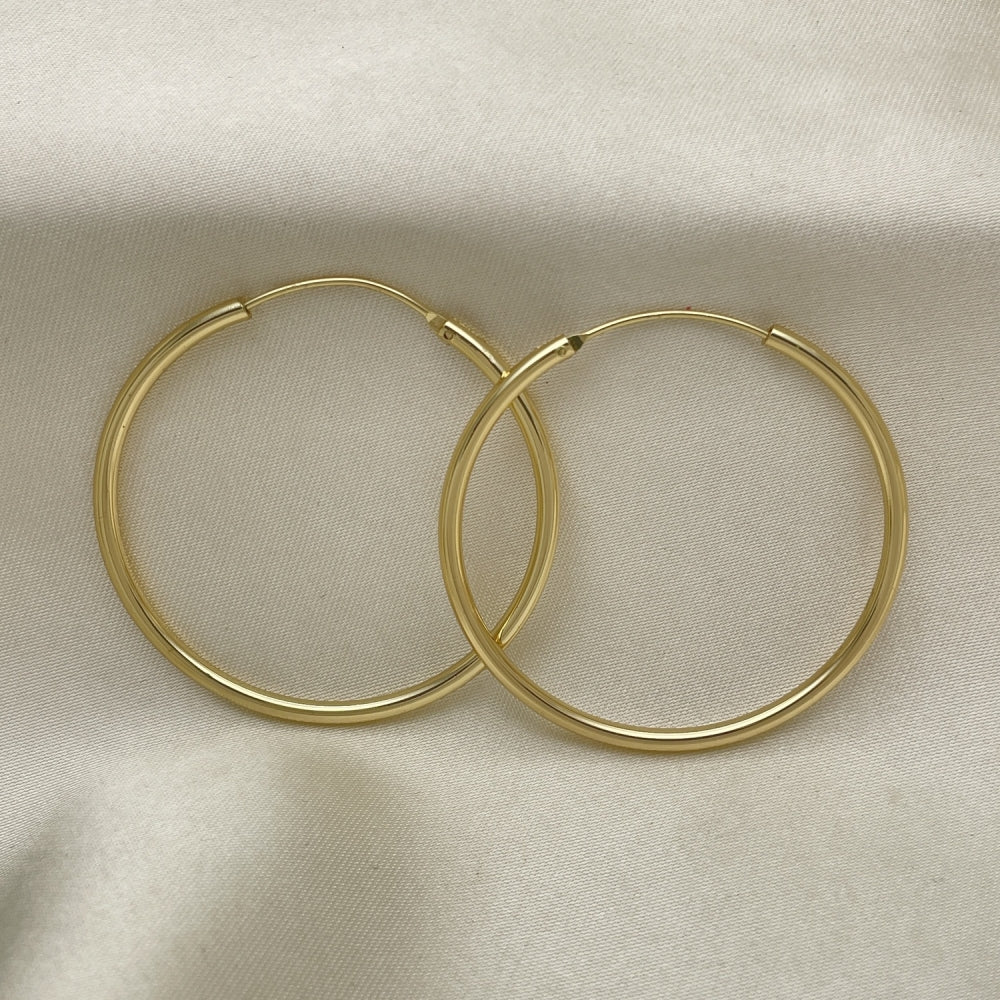 Oro Laminado Medium Hoop, Gold Filled Style Polished, Golden Finish