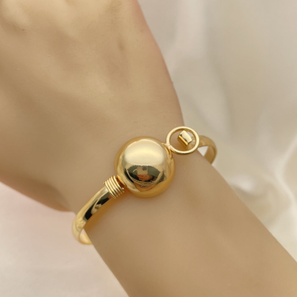 Oro Laminado Individual Bangle, Gold Filled Style Polished, Golden Finish