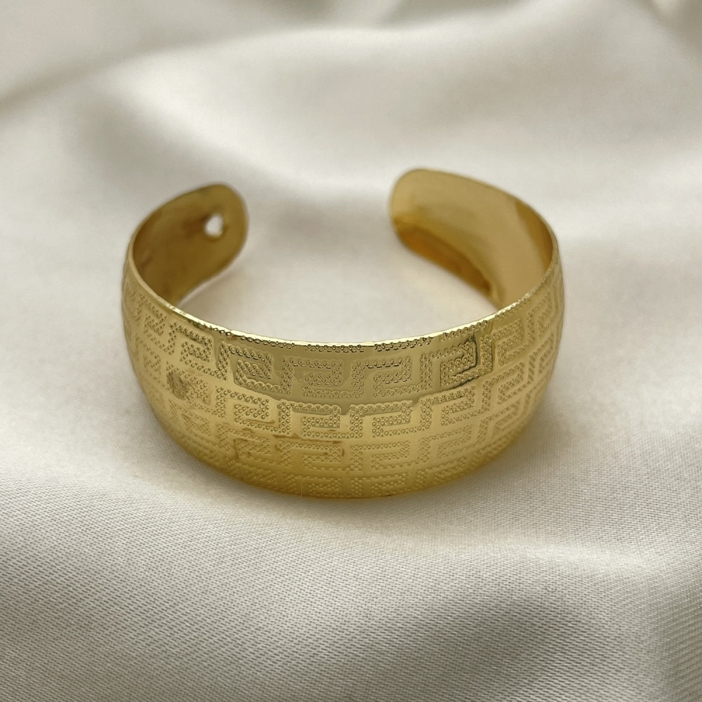 Oro Laminado Individual Bangle, Gold Filled Style Greek Key Design, Polished, Golden Finish