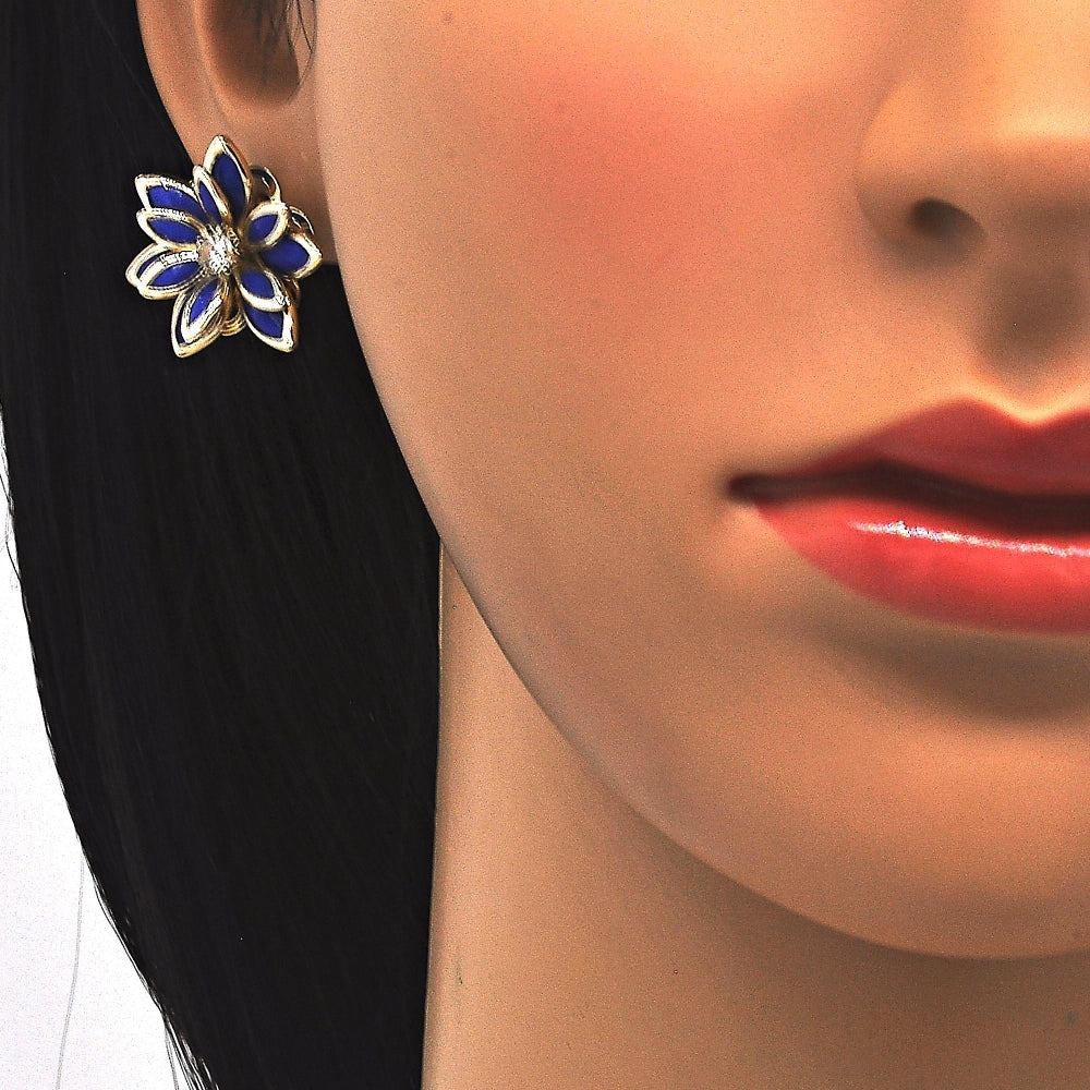 Oro Laminado Earring and Pendant Adult Set, Gold Filled Style Flower Design, with Sapphire Blue and White Crystal, Polished, Golden Finish