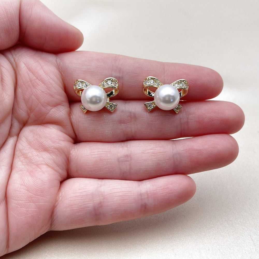 Oro Laminado Stud Earring, Gold Filled Style with White Cubic Zirconia and Ivory Pearl, Polished, Golden Finish