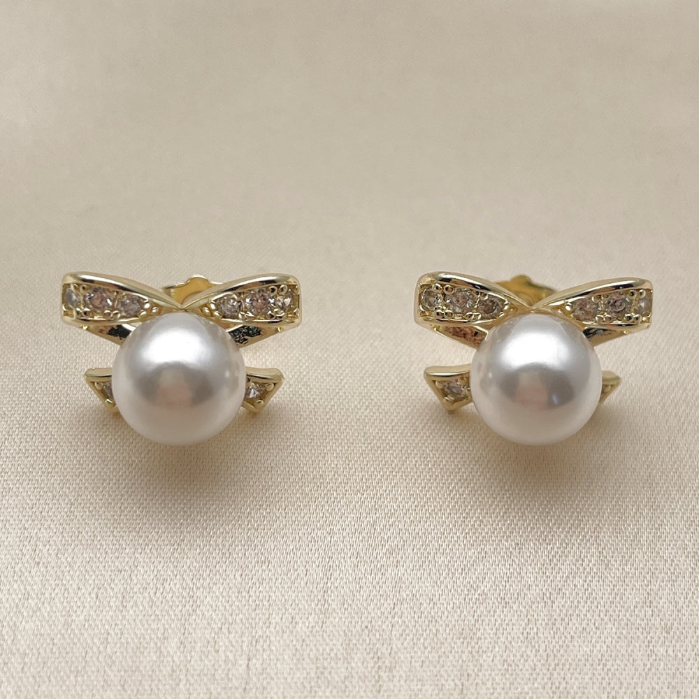 Oro Laminado Stud Earring, Gold Filled Style with White Cubic Zirconia and Ivory Pearl, Polished, Golden Finish