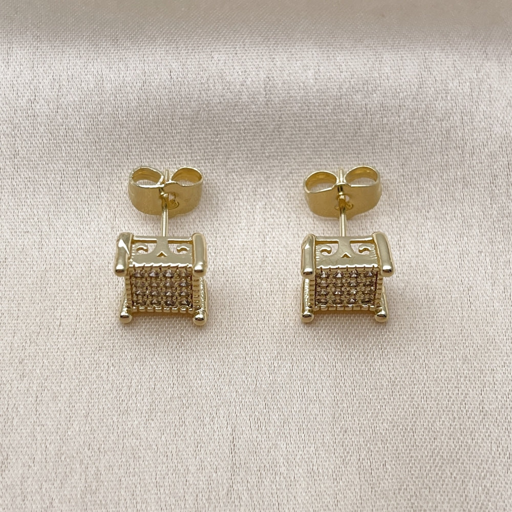 Oro Laminado Stud Earring, Gold Filled Style with White Cubic Zirconia, Polished, Golden Finish